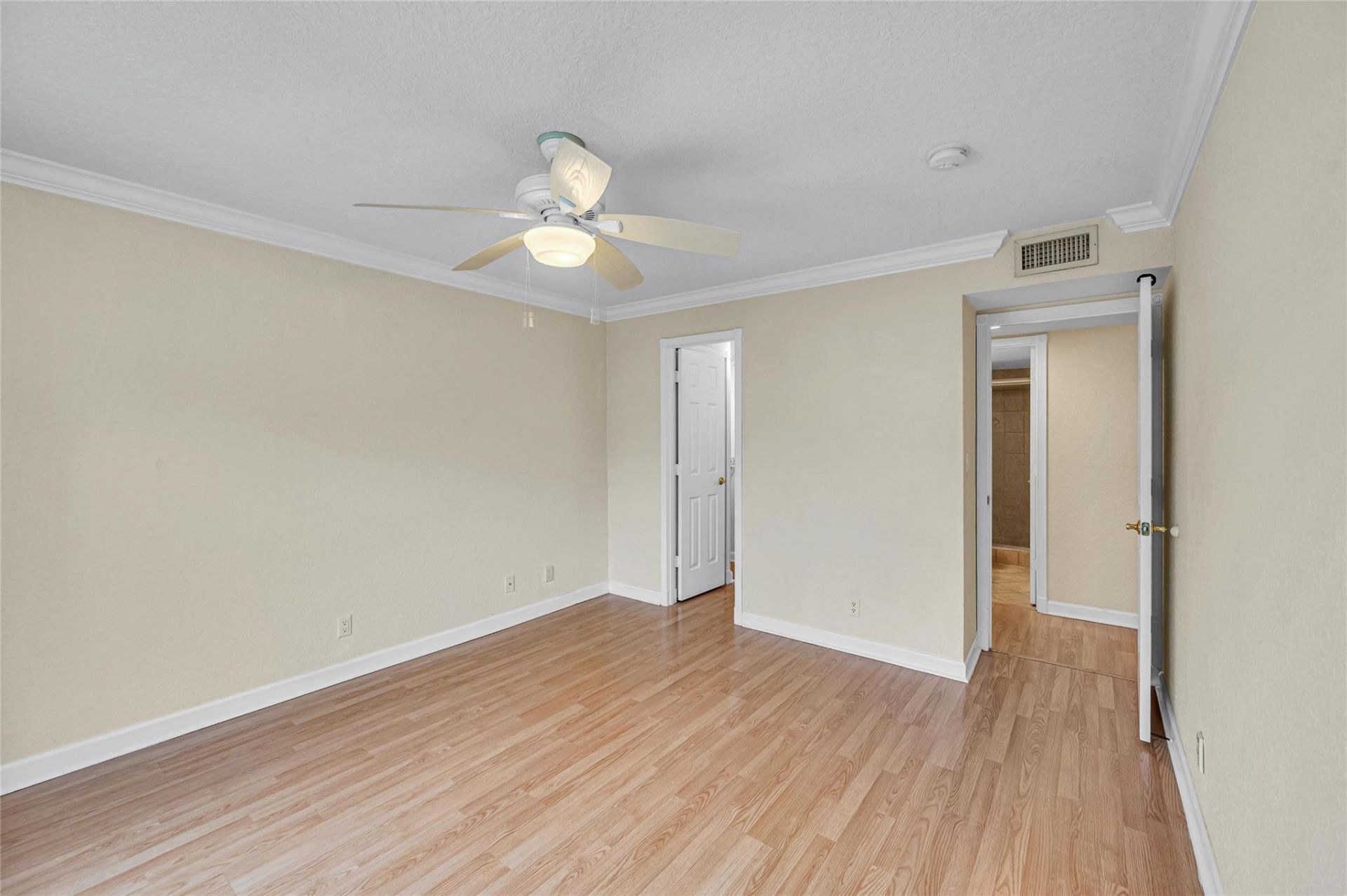 1515 E Broward Boulevard, Unit 325, Fort Lauderdale, FL 33301 Photo