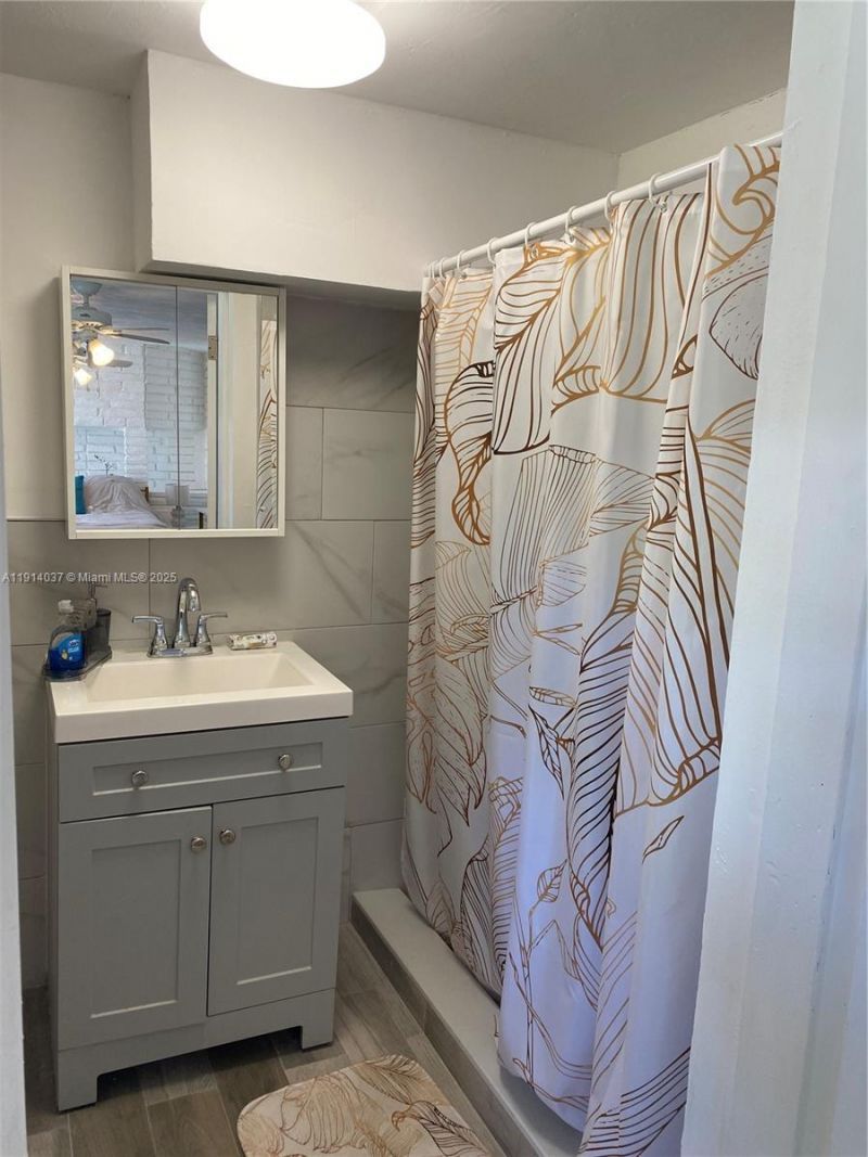 540 NW 111th St, Miami, FL 33168 Photo