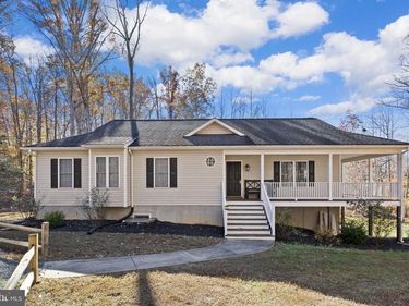 14 OAK ROAD, BUMPASS, VA 23024