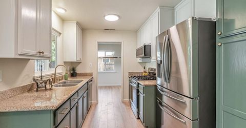 4300 Morpheus Ln, Sacramento, CA 95864 Photo