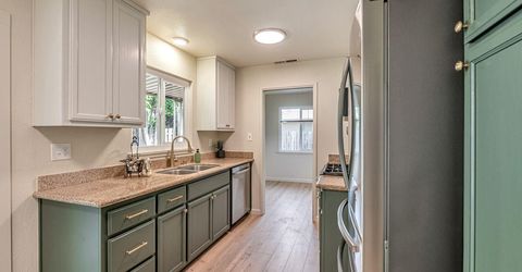 4300 Morpheus Ln, Sacramento, CA 95864 Photo