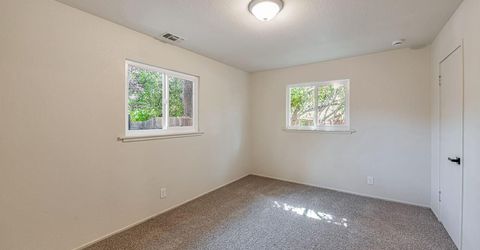 4300 Morpheus Ln, Sacramento, CA 95864 Photo