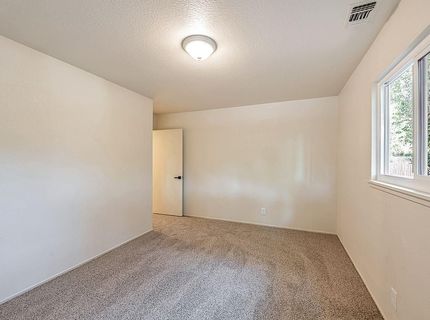 4300 Morpheus Ln, Sacramento, CA 95864 Photo