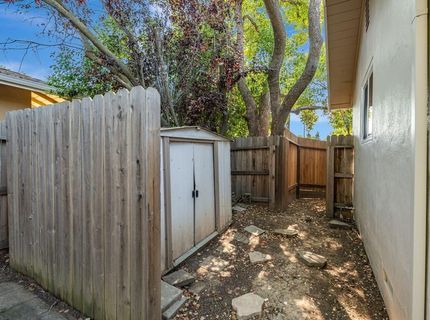 4300 Morpheus Ln, Sacramento, CA 95864 Photo