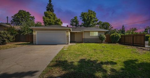 4300 Morpheus Ln, Sacramento, CA 95864 Photo