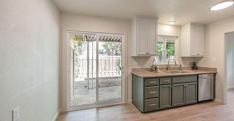 4300 Morpheus Ln, Sacramento, CA 95864 Photo