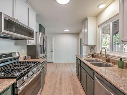 4300 Morpheus Ln, Sacramento, CA 95864 Photo