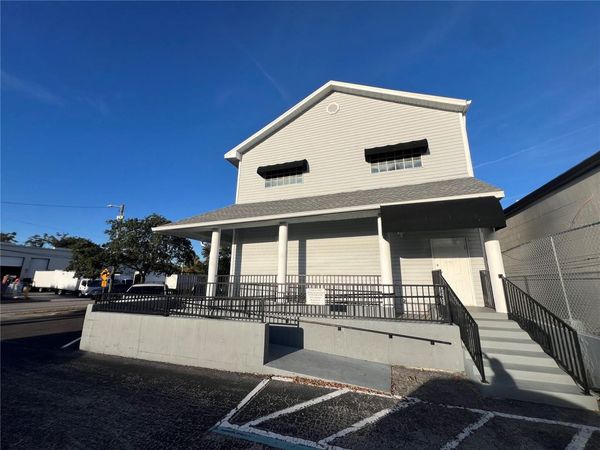 4505 TOWN N COUNTRY BOULEVARD, TAMPA, FL 33615