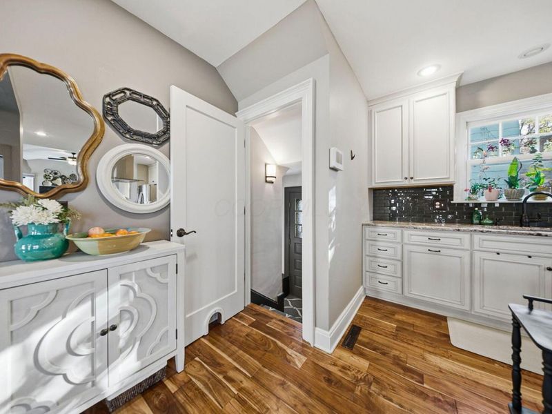 125 S Stanwood Road, Columbus, OH 43209 Photo 18