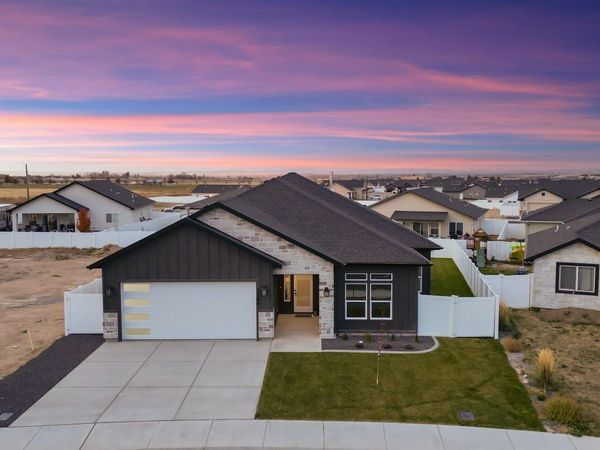 1266 Crestview Dr., Twin Falls, ID 83301