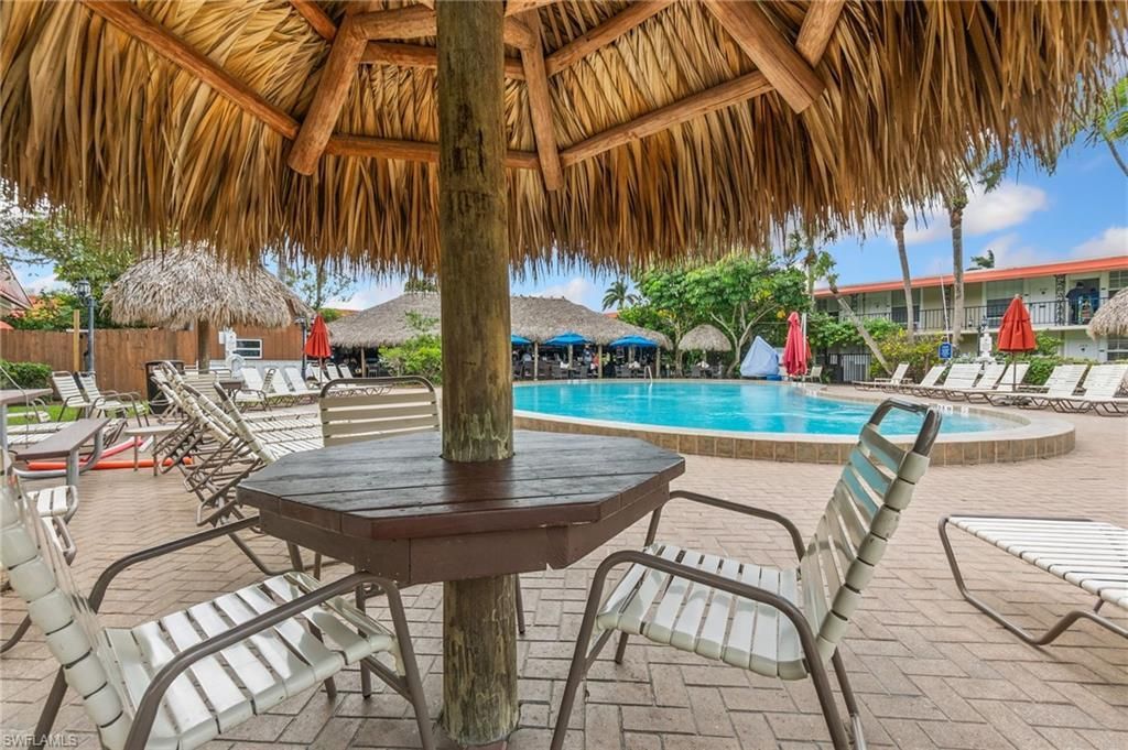 2555 Tamiami Trl N, Unit 204, Naples, FL 34103 Photo