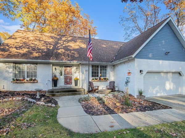 200 Marx Drive, New Buffalo, MI 49117