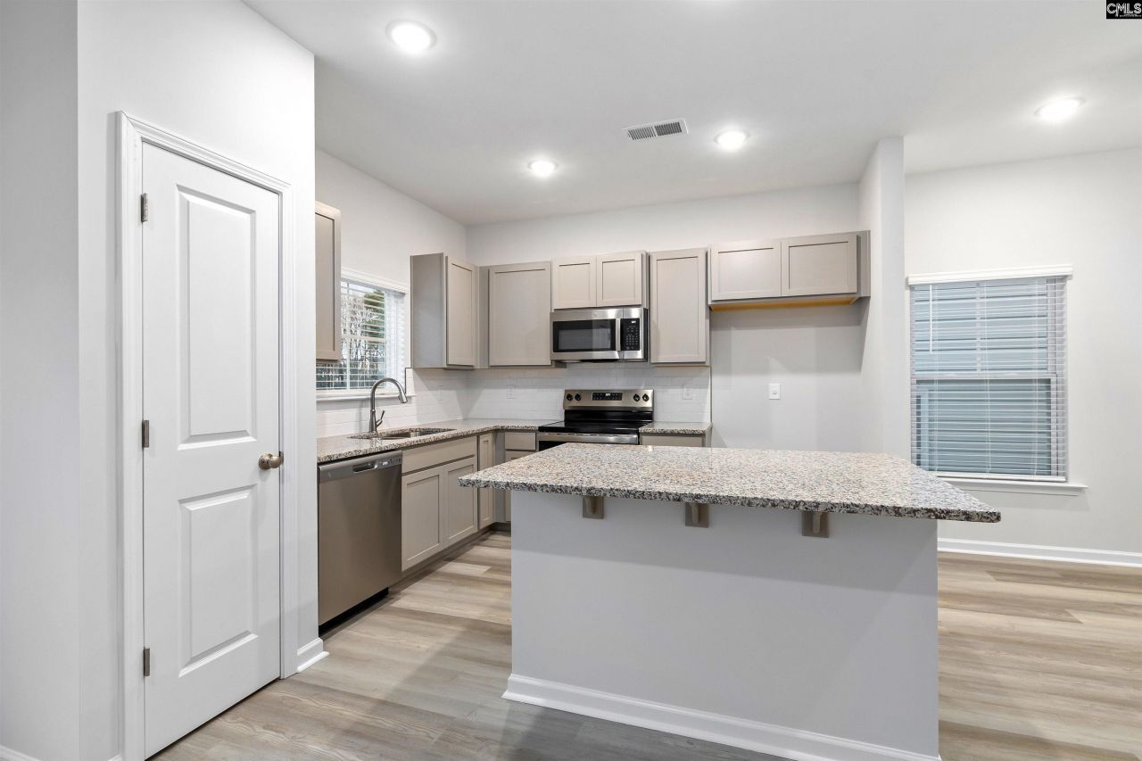 2045 Armada Road Photo 11