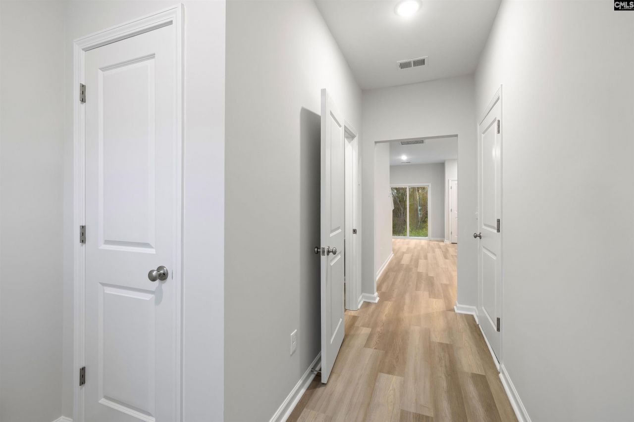 2045 Armada Road Photo 5