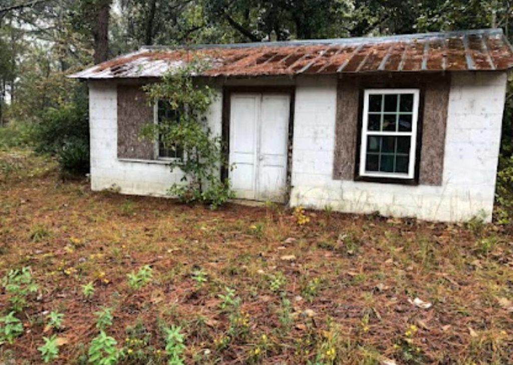 6336 North Road Photo 9