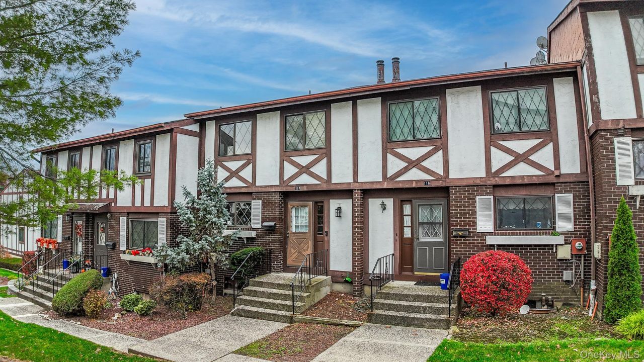 117 Buckingham Court, Pomona, NY 10970 Main Photo