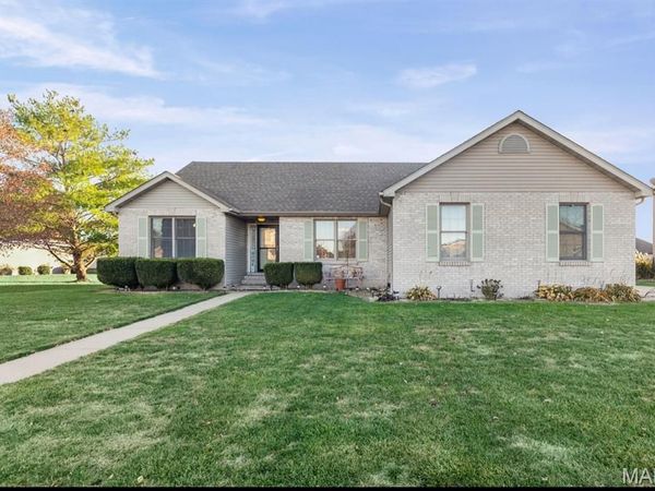 9640 Mallard Drive, Mascoutah, IL 62258