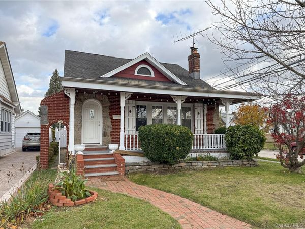 163 Shaw Avenue, Valley Stream, NY 11580