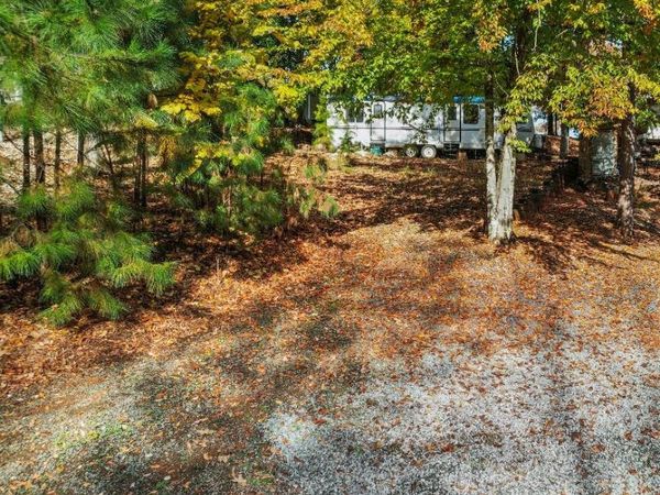 101 Deer Park Road , Mount Gilead, NC 27306