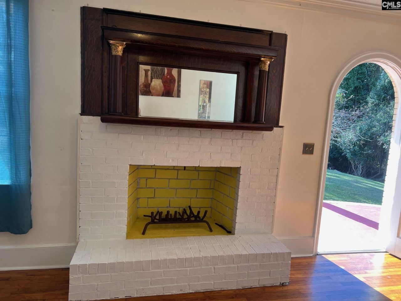 172 S Pine Street Photo 10
