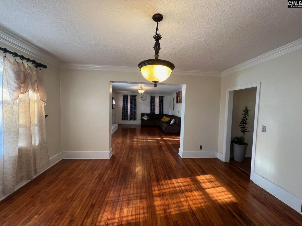 172 S Pine Street Photo 11