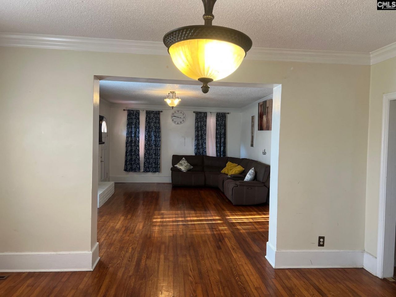 172 S Pine Street Photo 16