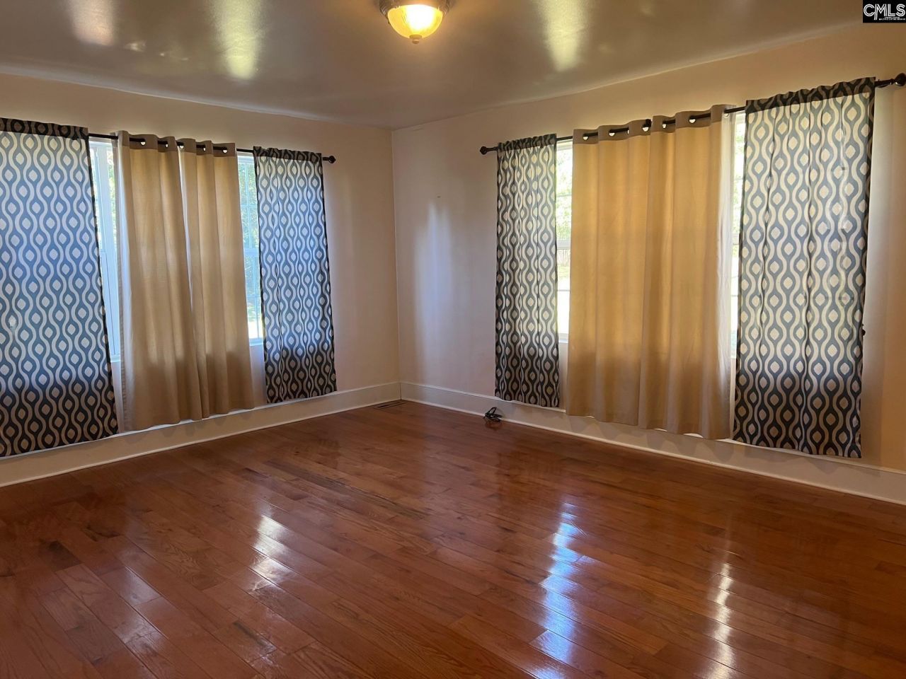 172 S Pine Street Photo 23