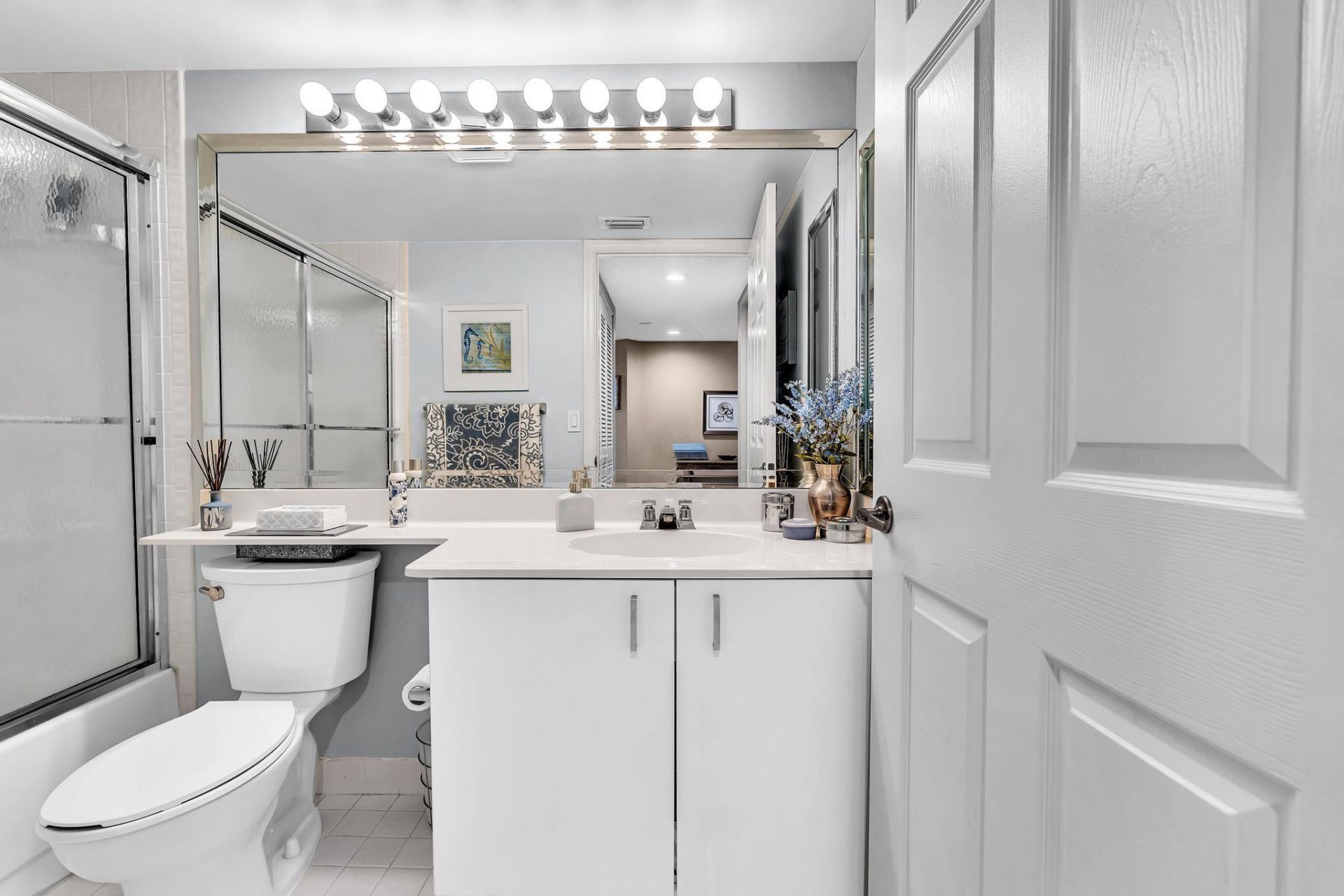 7512 N Devon Drive, Unit 210, Tamarac, FL 33321 Photo