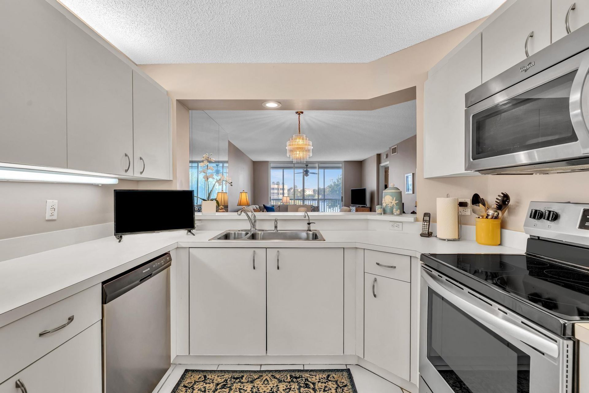 7512 N Devon Drive, Unit 210, Tamarac, FL 33321 Photo