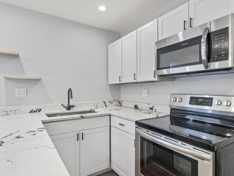 2916 Hamilton Avenue, Columbus, OH 43224 Photo 6