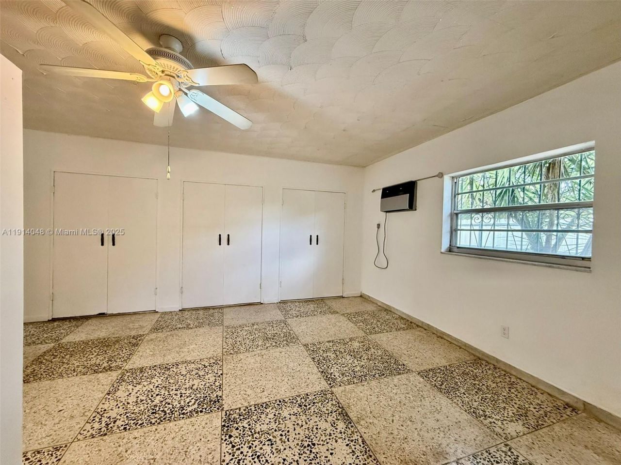 3000 NW 5th St, Miami, FL 33125 Photo