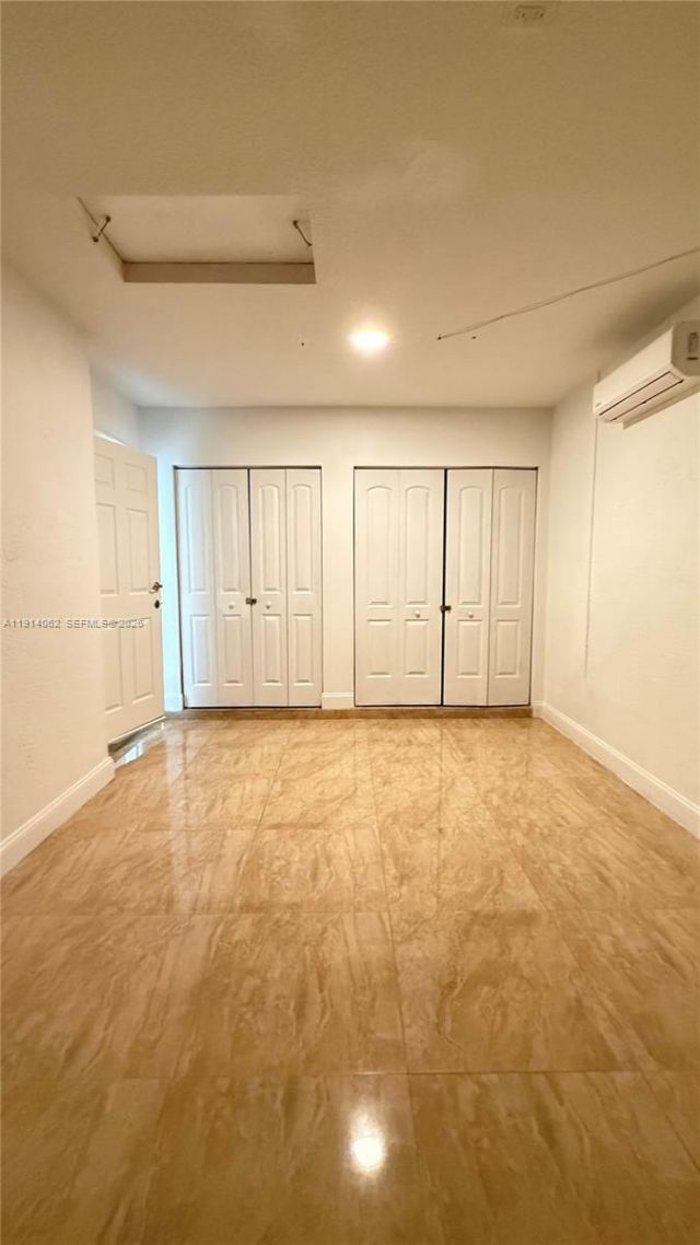 1018 Foster Rd, Hallandale Beach, FL 33009 Photo