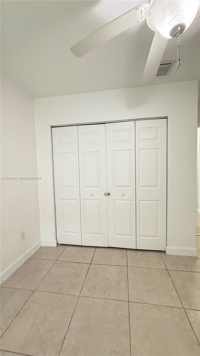 1018 Foster Rd, Hallandale Beach, FL 33009 Photo