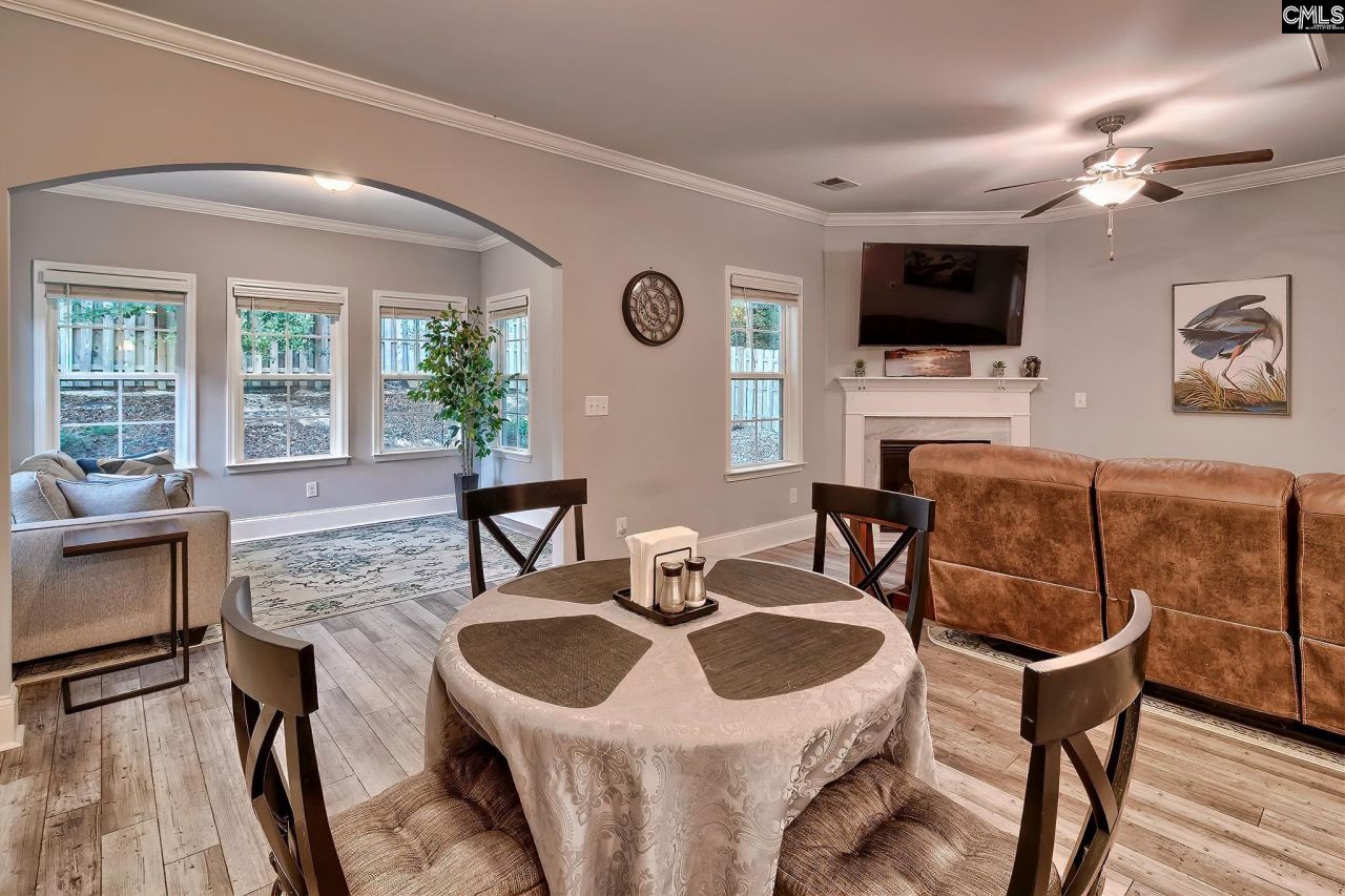 627 Calabria Court Photo 13