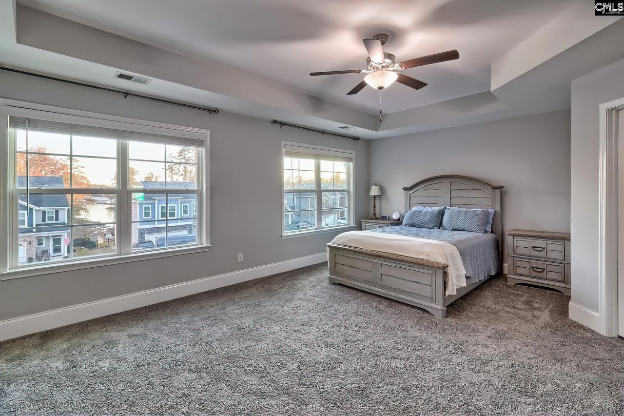 627 Calabria Court Photo 17