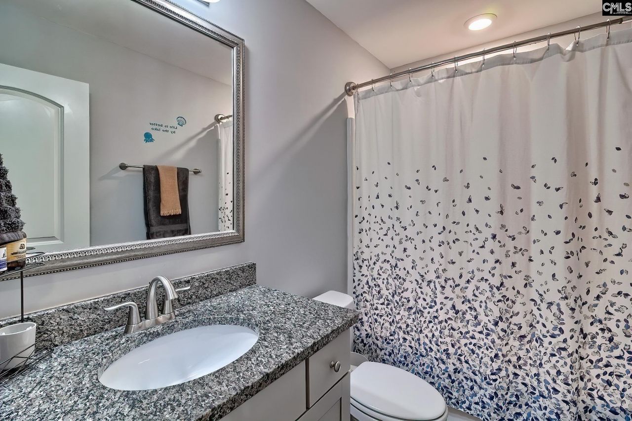 627 Calabria Court Photo 22