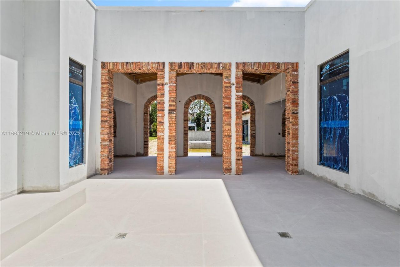 6460 SW 94th St, Pinecrest, FL 33156 Photo