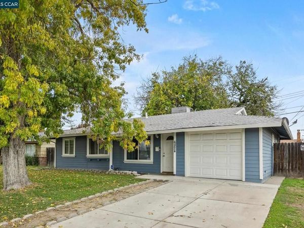 6824 Lumry St, North Highlands, CA 95660
