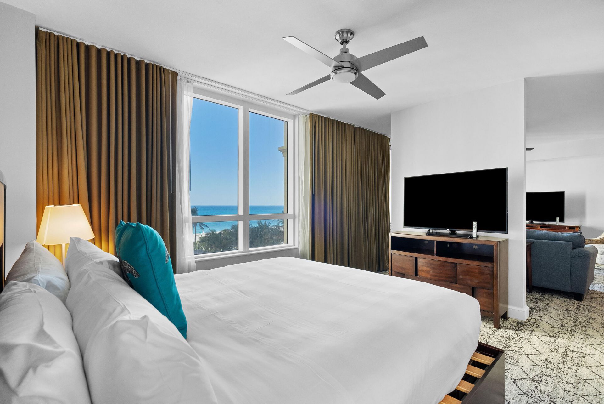 3800 N Ocean Drive, Unit 717, Singer Island, FL 33404 Photo