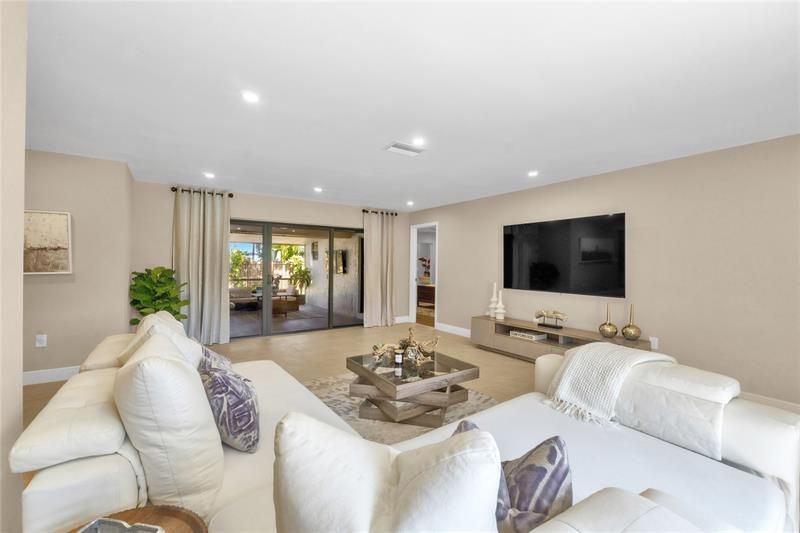 8871 NW 3rd Street, Pembroke Pines, FL 33024 Photo