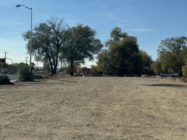 1331 Bridge Boulevard SW, Albuquerque, NM 87105