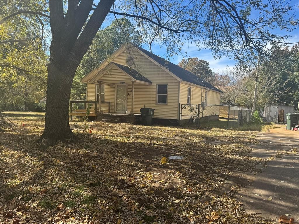 319 S 8th Street, Muskogee, OK 74401 Main Photo