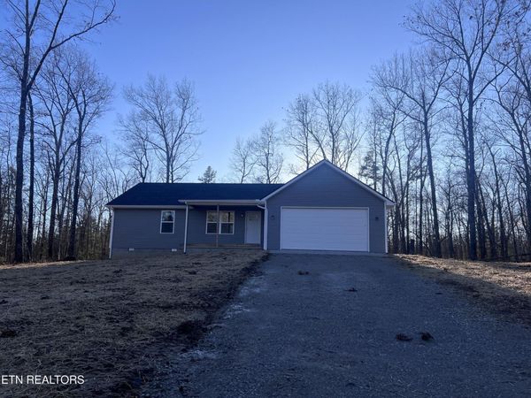 512 St. Anthony Drive, Jamestown, TN 38556