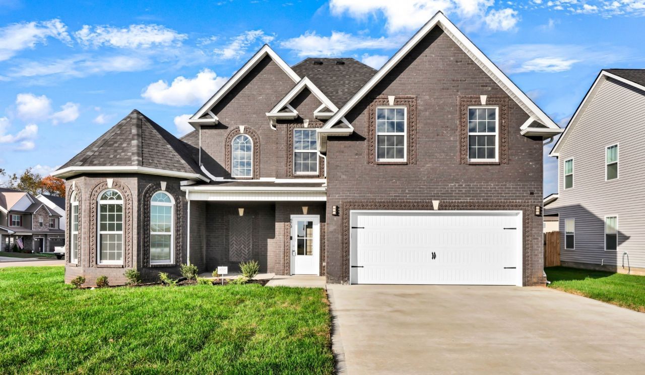 973 Isaac Dr, Clarksville, TN 37040 Main Photo