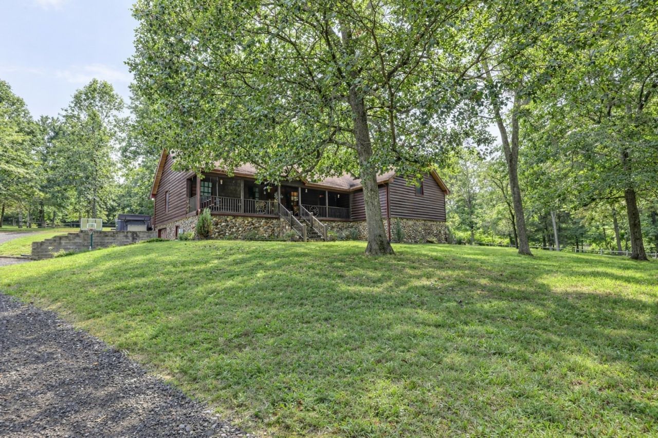 118 Robert Simmons Rd, Westmoreland, TN 37186 Main Photo