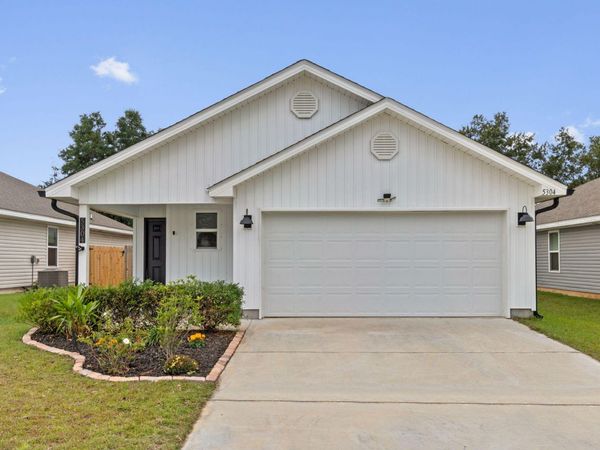 5304 Peach Drive, Pace, FL 32571