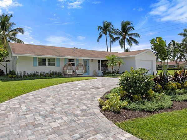 1096 SW 27th Avenue, Boynton Beach, FL 33426