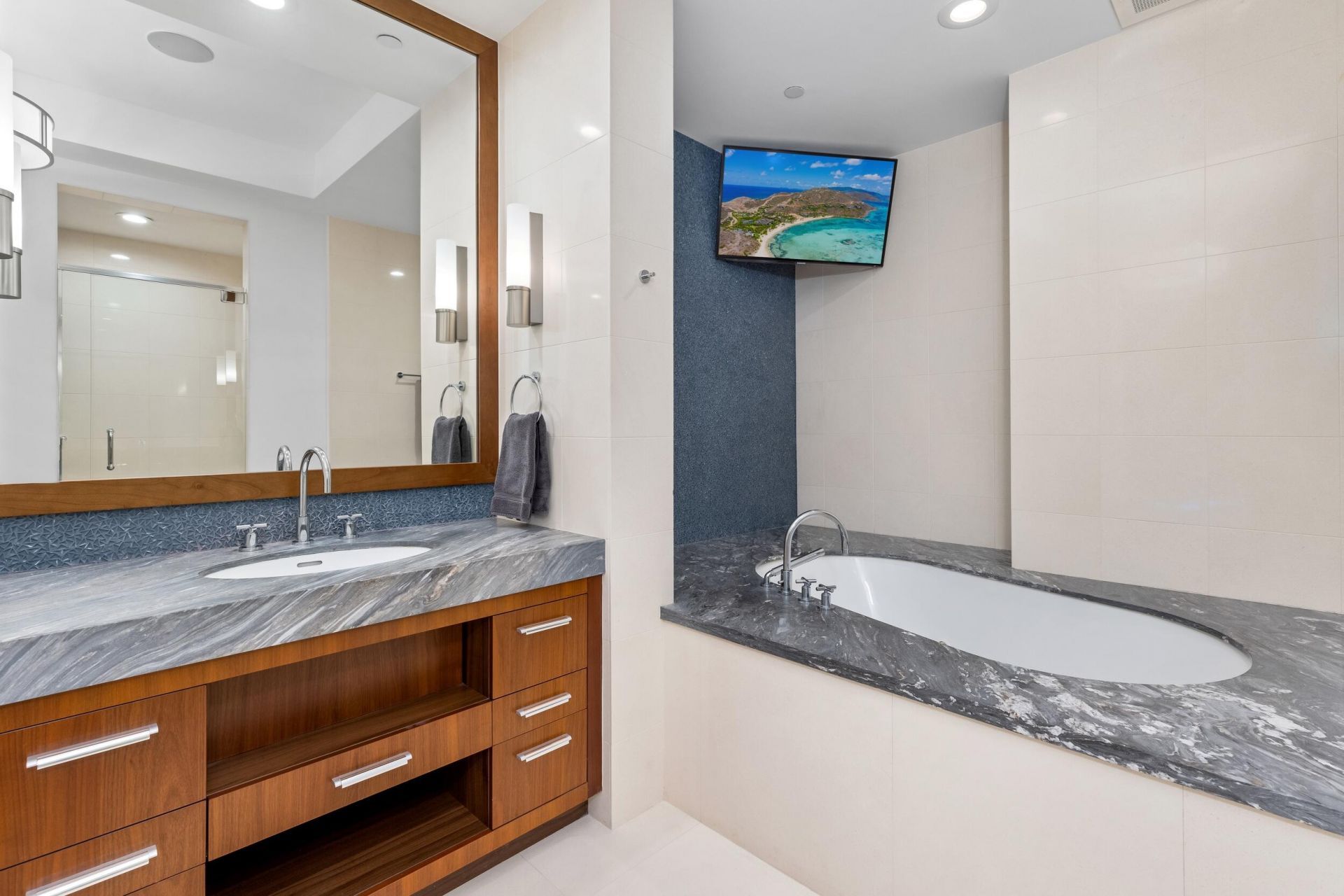 1000 S Ocean Boulevard, Unit 110, Boca Raton, FL 33432 Photo