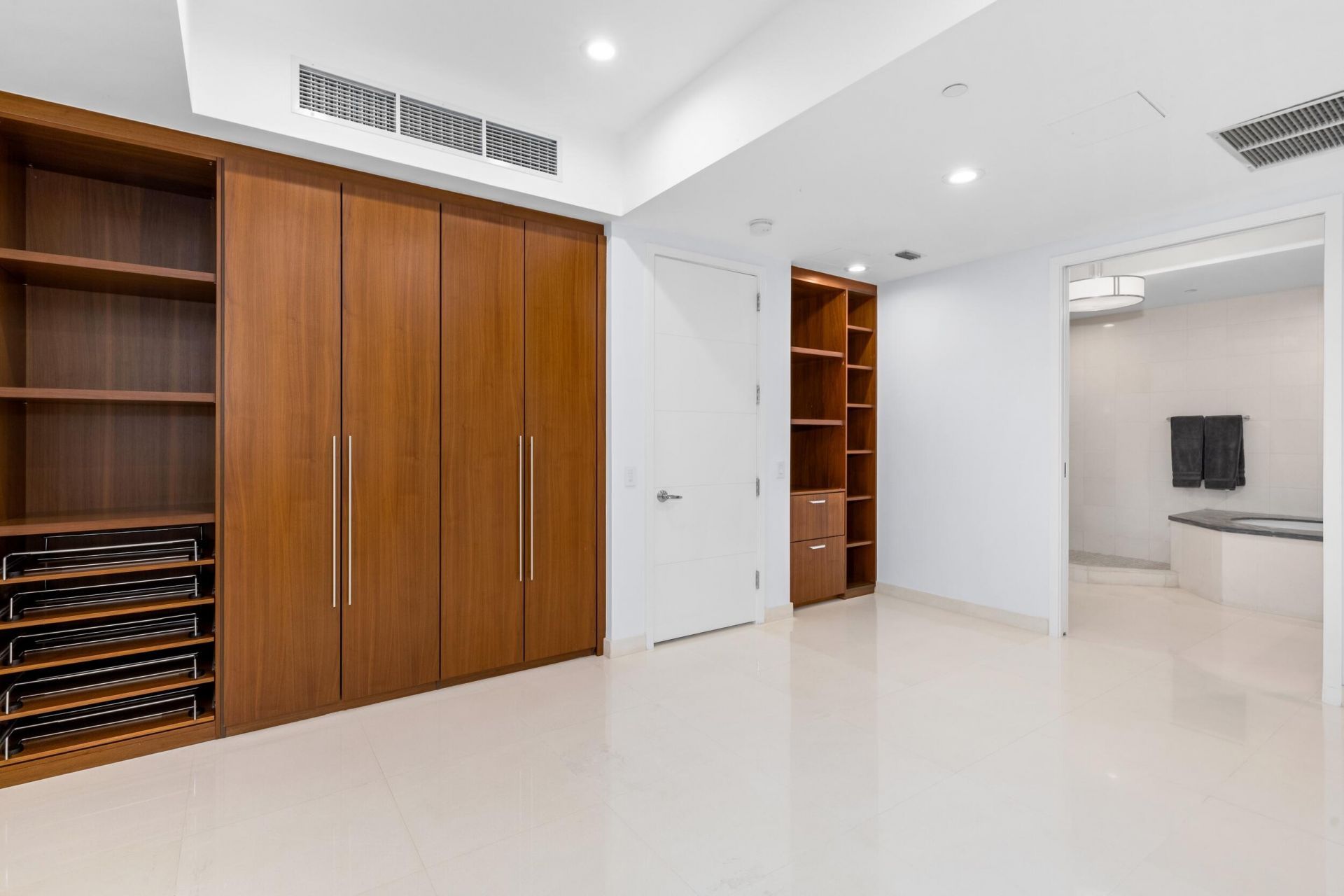 1000 S Ocean Boulevard, Unit 110, Boca Raton, FL 33432 Photo