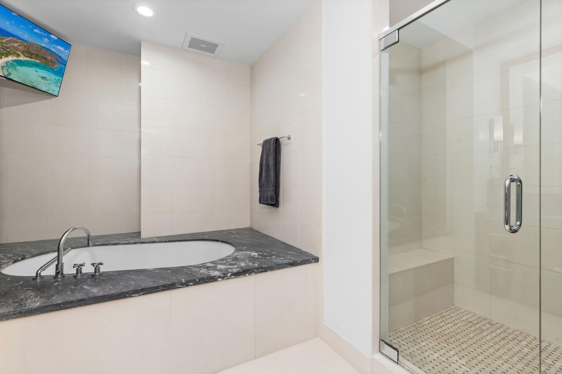 1000 S Ocean Boulevard, Unit 110, Boca Raton, FL 33432 Photo